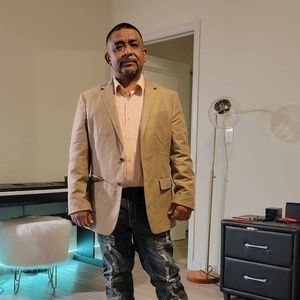 Meet your Posher, Erick